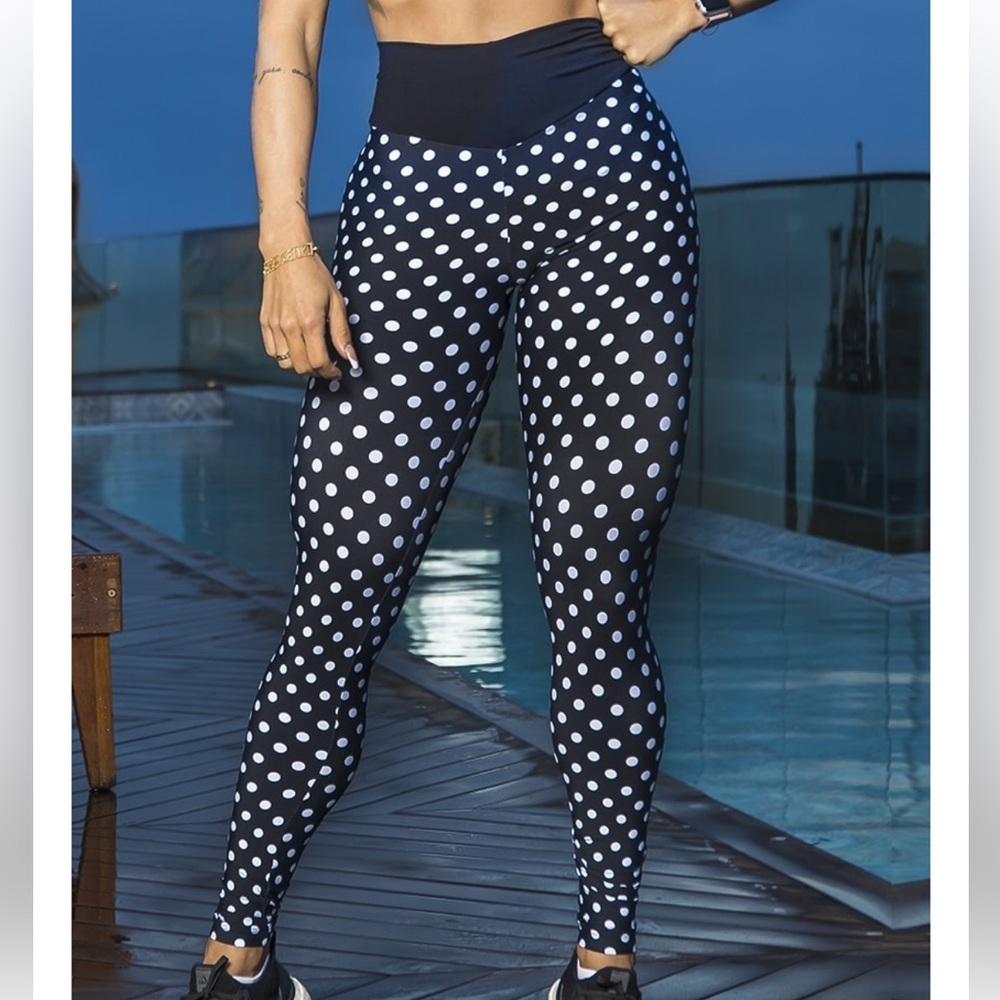 CANOAN Brazilian Scrunch Booty Workout Legging - Picture 5 of 6